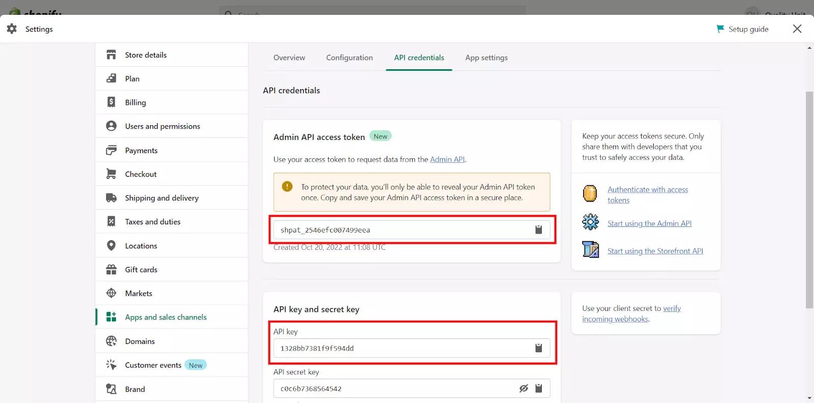 Accesarea token-ului și cheii API pentru a configura plugin-ul în LiveAgent