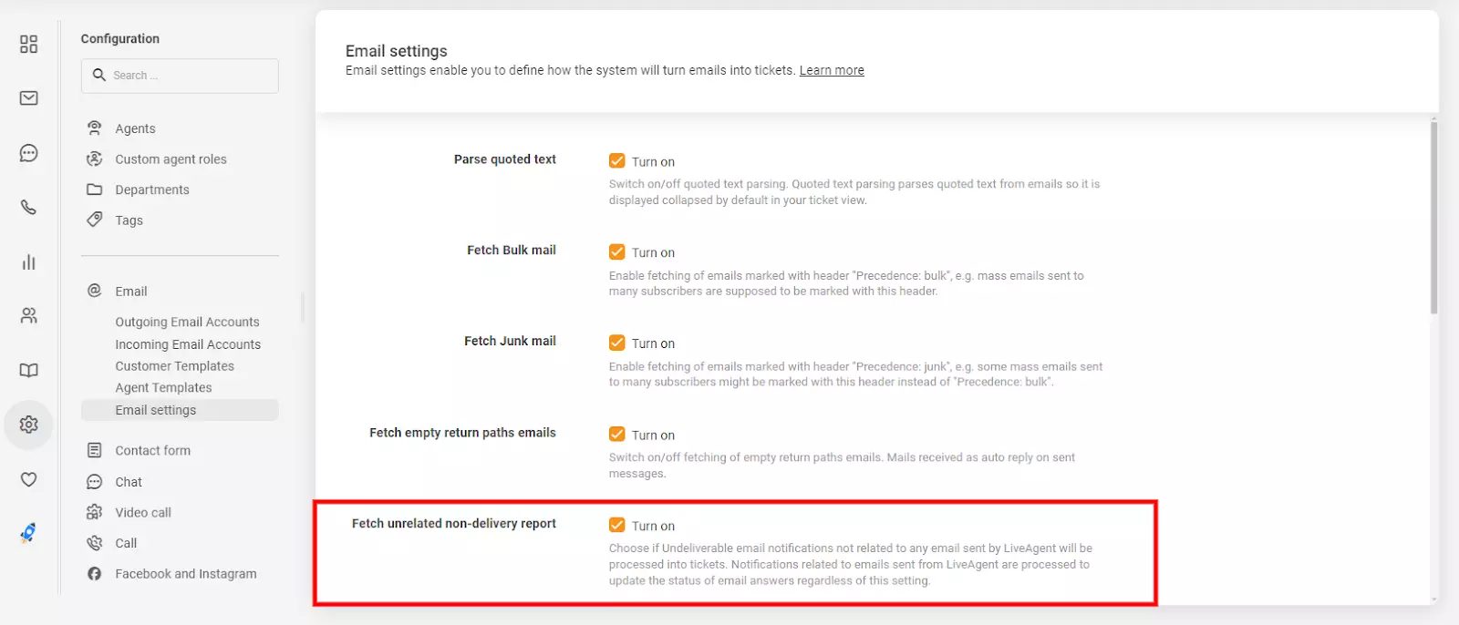 Setări de email în LiveAgent arătând opțiunea 'preluare raport de nelivrare neconectat