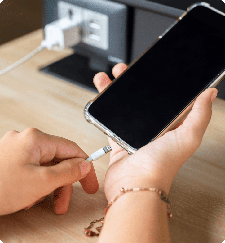 Cum Kwik Charger îmbunătățește serviciul pentru clienți cu LiveAgent